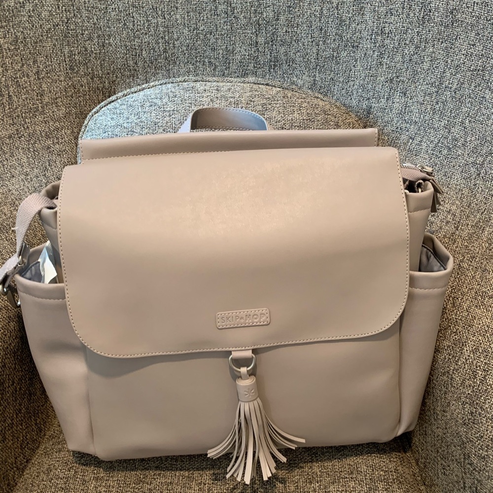 Skip Hop Greenwich Convertible diaper bag